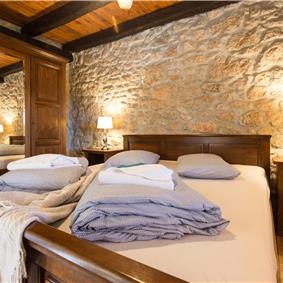 2 Bedroom Villa with Pool on Krk Island, Sleeps 4